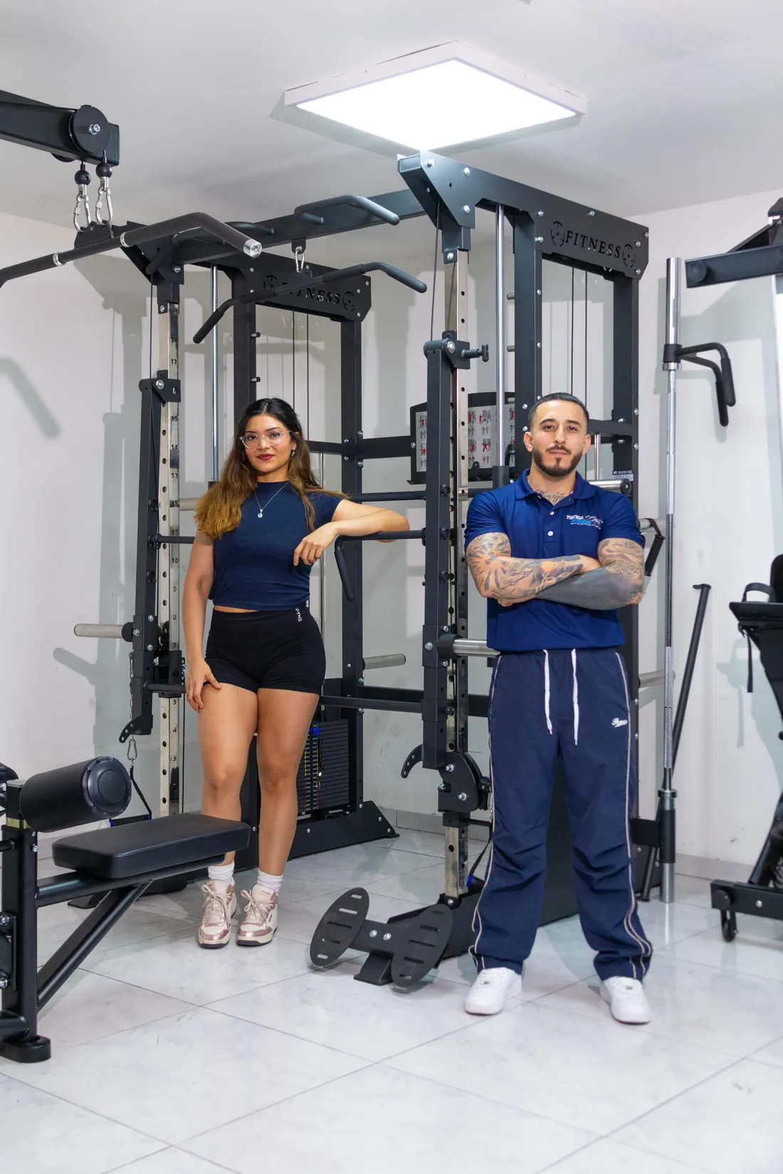 Asesores de Tienda Fitness en el showroom